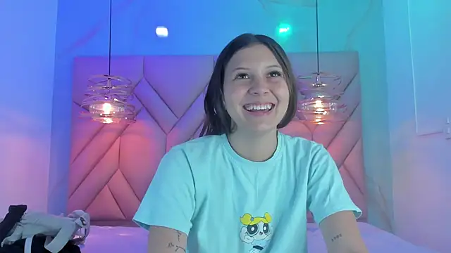 Snapshot of AngelaaCute_ chatting on June 9, 12:06 pm AngelaaCute online show from June 9, 12:06 pm