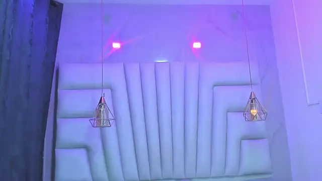 AngelaaCute  online show from March 28, 7:04 pm