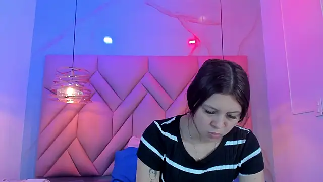 AngelaaCute  online show from July 25, 12:00 pm