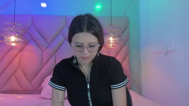 AngelaaCute  online show from June 16, 11:54 am