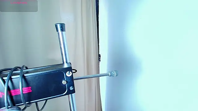 Snapshot of Lizz_Tender chatting on October 15, 12:13 pm Lizz Tender online show from October 15, 12:13 pm