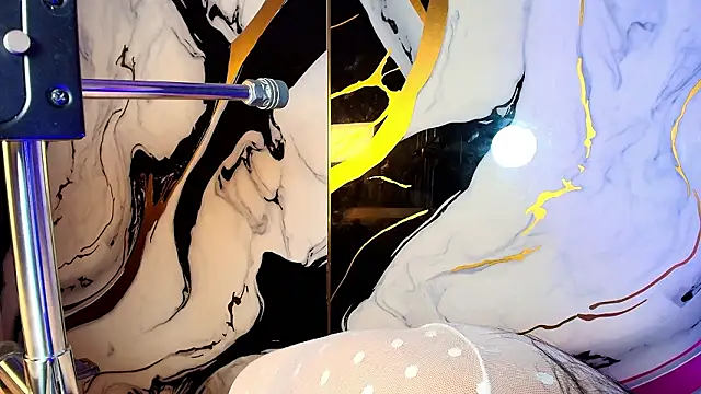 Snapshot of Lizz_Tender chatting on February 9, 1:09 pm Lizz Tender online show from February 9, 1:09 pm