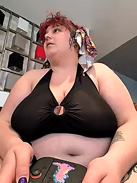 Snapshot of LadyRochester chatting on June 9, 4:19 pm LadyRochester online show from June 9, 4:19 pm