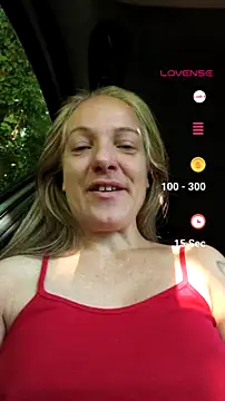 Snapshot of Dark_Angel_22 chatting on June 27, 5:46 am Dark Angel 22 online show from June 27, 5:46 am