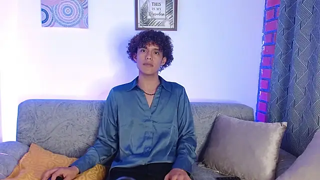 Snapshot of nickolas_moon chatting on March 16, 5:17 pm nickolas moon online show from March 16, 5:17 pm