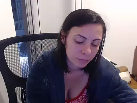 SweetAdela92 online show from June 4, 8:35 pm