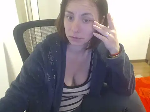 SweetAdela92 online show from February 12, 11:37 pm