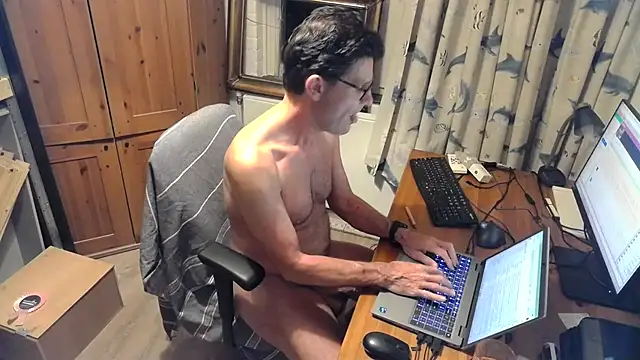 Snapshot of RolfS chatting on July 15, 10:17 pm RolfS online show from July 15, 10:17 pm