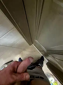 Snapshot of kisbiro77777 chatting on March 20, 2:10 pm kisbiro77777 online show from March 20, 2:10 pm