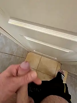 Snapshot of kisbiro77777 chatting on October 19, 7:44 am kisbiro77777 online show from October 19, 7:44 am