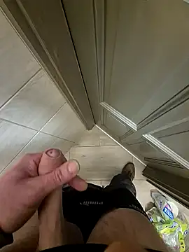 Snapshot of kisbiro77777 chatting on March 21, 7:33 am kisbiro77777 online show from March 21, 7:33 am