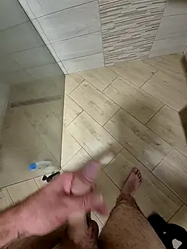 Snapshot of kisbiro77777 chatting on September 12, 7:57 pm kisbiro77777 online show from September 12, 7:57 pm