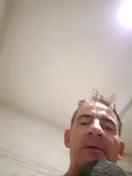 Snapshot of kisbiro77777 chatting on September 8, 7:57 pm kisbiro77777 online show from September 8, 7:57 pm