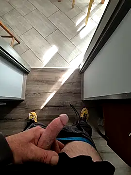 Snapshot of kisbiro77777 chatting on September 19, 7:34 am kisbiro77777 online show from September 19, 7:34 am