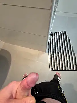 kisbiro77777 online show from March 8, 12:49 am