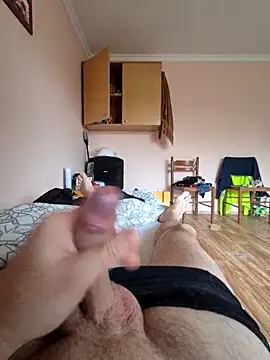 Snapshot of kisbiro77777 chatting on November 2, 9:03 am kisbiro77777 online show from November 2, 9:03 am