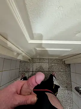 kisbiro77777 online show from February 1, 1:42 pm