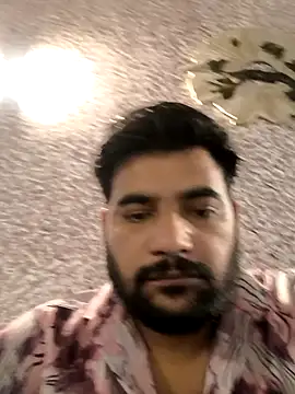 Snapshot of The_Big_Loin_ chatting on January 28, 12:00 pm The Big Loin online show from January 28, 12:00 pm