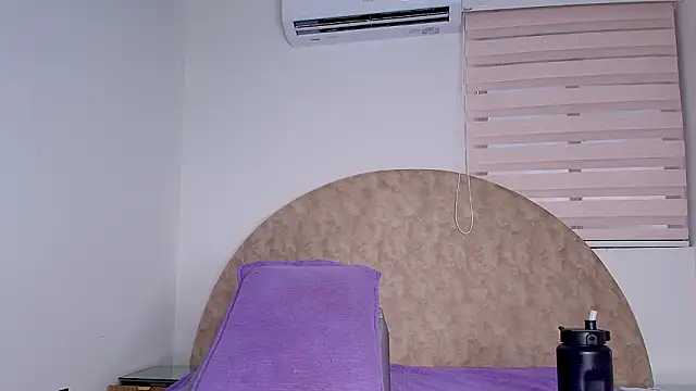 anisha x online show from March 4, 7:21 pm