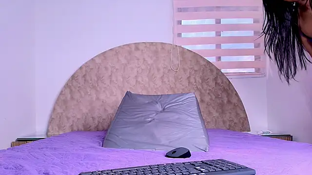 anisha x online show from March 31, 7:16 pm