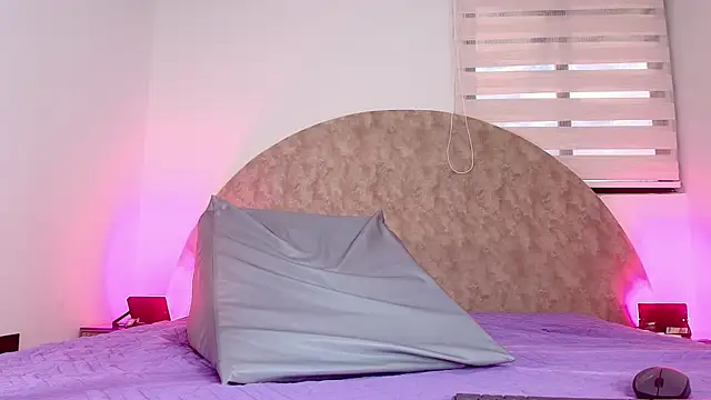 anisha x online show from November 24, 7:25 pm