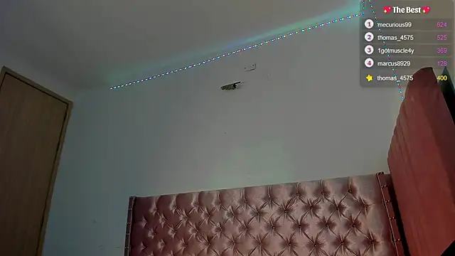 Snapshot of _diegsz_ chatting on February 27, 5:37 pm diegsz online show from February 27, 5:37 pm