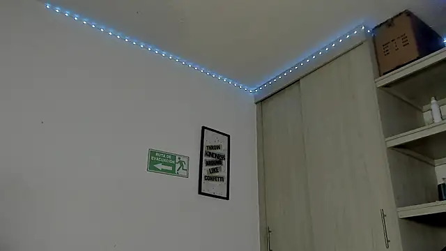 Snapshot of _diegsz_ chatting on February 1, 11:58 pm diegsz online show from February 1, 11:58 pm