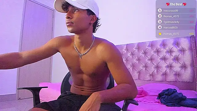 Snapshot of _diegsz_ chatting on February 26, 10:26 pm diegsz online show from February 26, 10:26 pm