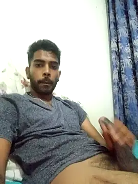 Snapshot of Joeyyyy455 chatting on December 13, 11:33 pm Joeyyyy455 online show from December 13, 11:33 pm