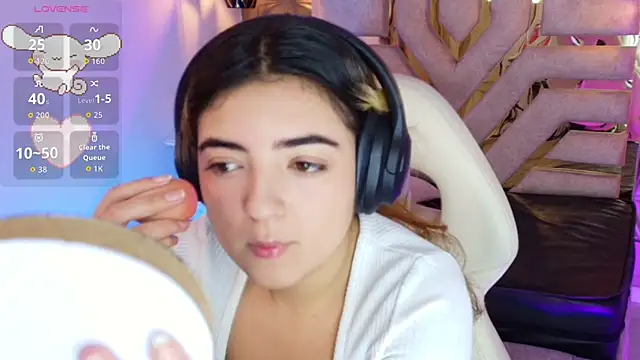 Snapshot of meraki_fraise chatting on October 10, 7:58 pm meraki fraise online show from October 10, 7:58 pm