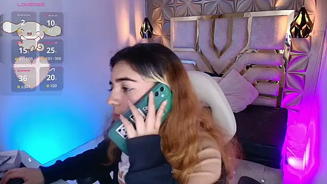 meraki fraise online show from November 9, 8:35 pm