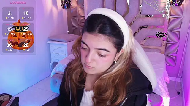 meraki fraise online show from October 21, 7:57 pm