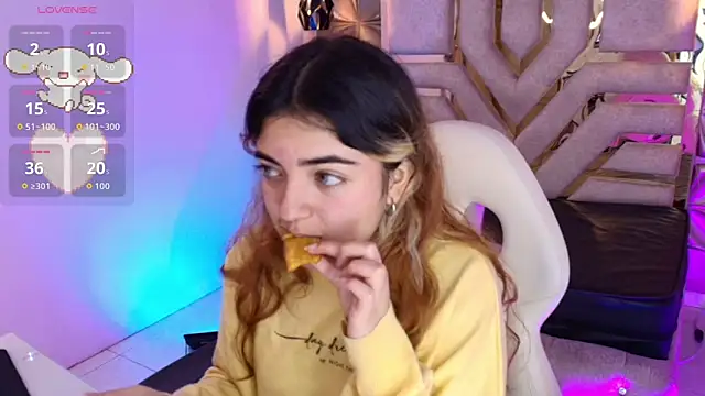 meraki fraise online show from November 6, 8:02 pm