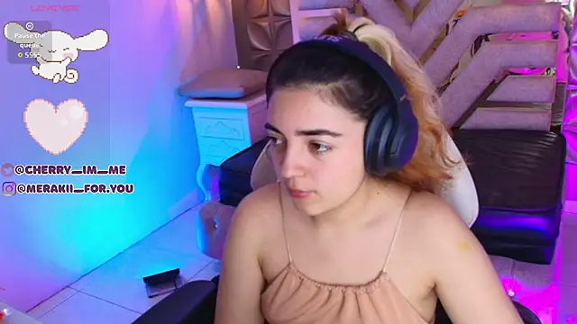 meraki fraise online show from November 22, 7:13 pm