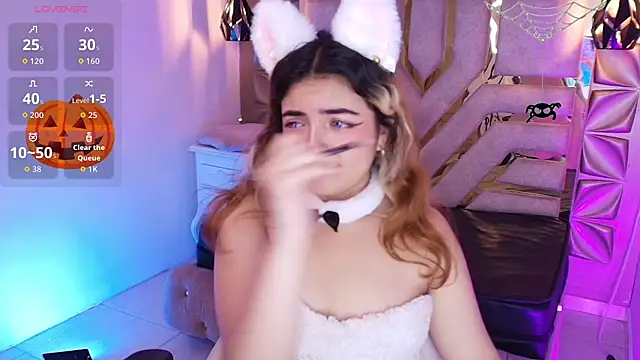 meraki fraise online show from October 29, 7:35 pm