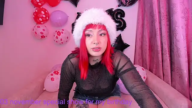 annika taylor online show from November 4, 1:42 am