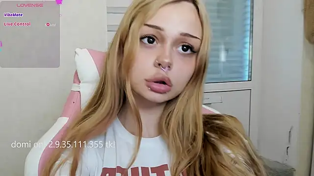 shy melony online show from June 24, 11:53 am