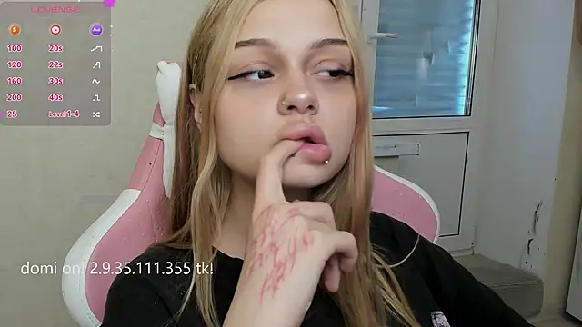 shy melony online show from June 15, 10:48 am