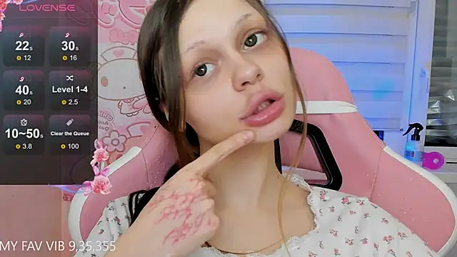 shy melony online show from February 7, 4:48 pm