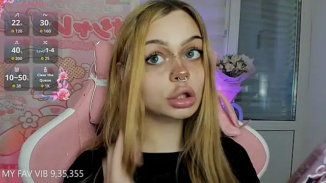 shy melony online show from April 10, 5:09 pm