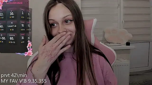 shy melony online show from December 5, 12:48 pm