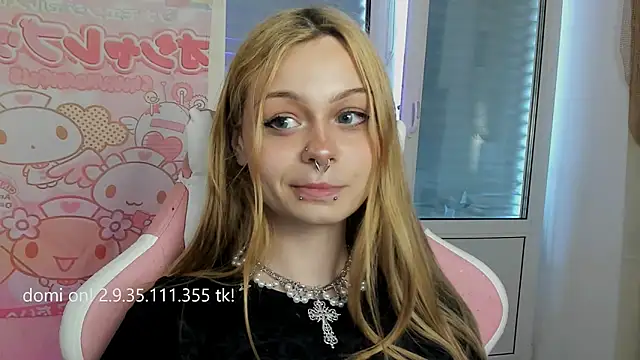 shy melony online show from May 3, 11:04 am