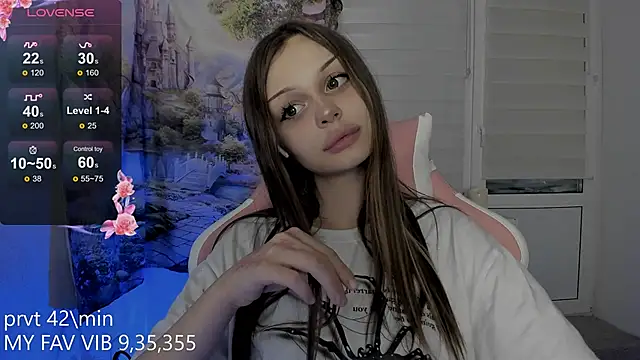 shy melony online show from November 4, 10:13 pm