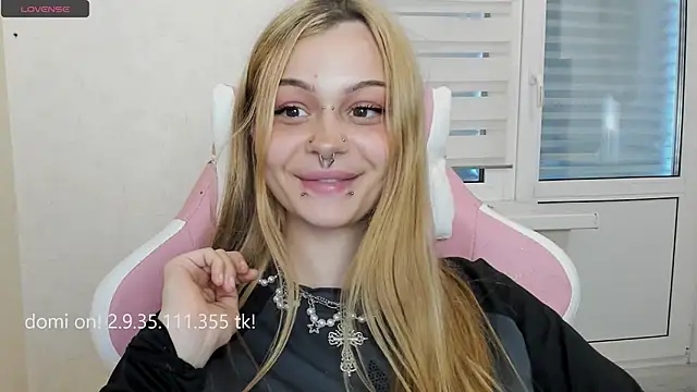 shy melony online show from May 15, 12:25 pm