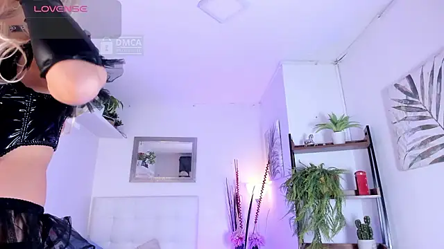 Palmer-Foster online show from February 24, 9:04 pm