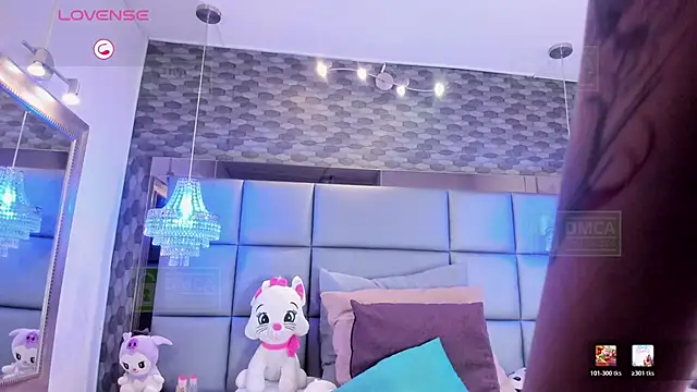 Palmer-Foster online show from April 7, 8:43 pm