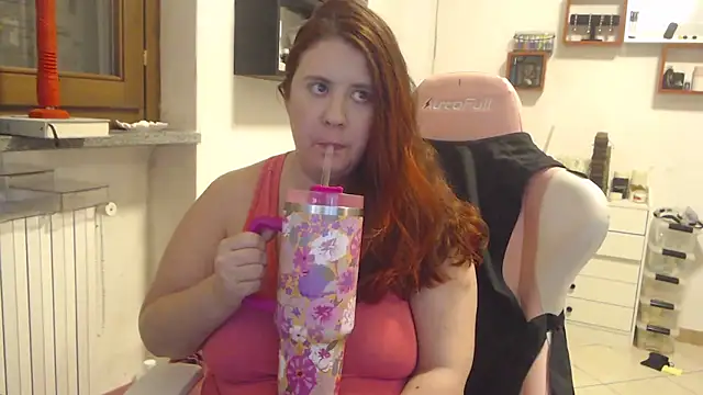 Snapshot of valerysexy chatting on September 18, 9:07 pm valerysexy online show from September 18, 9:07 pm