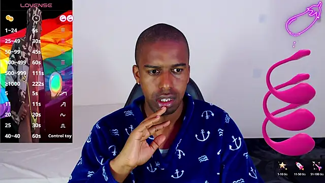Snapshot of mrjhon26 chatting on June 14, 11:00 am mrjhon26 online show from June 14, 11:00 am