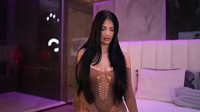 RaisaKali online show from February 11, 4:40 pm