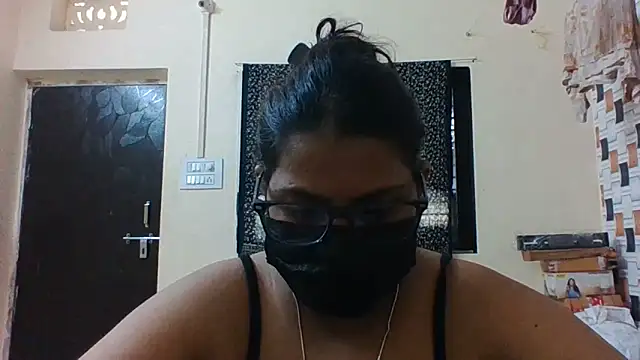 Hotmilfxox online show from May 31, 8:09 am